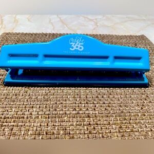 Classic size happy planner punch